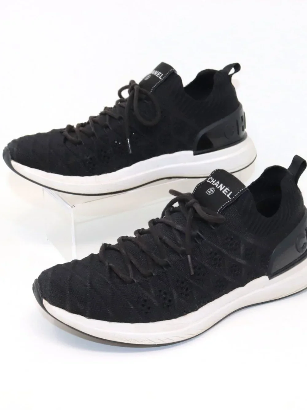 Chanel Tennies 39 Black Fabric Quilted Logo Matelasse Knit Sneakers - Picture 11 of 15